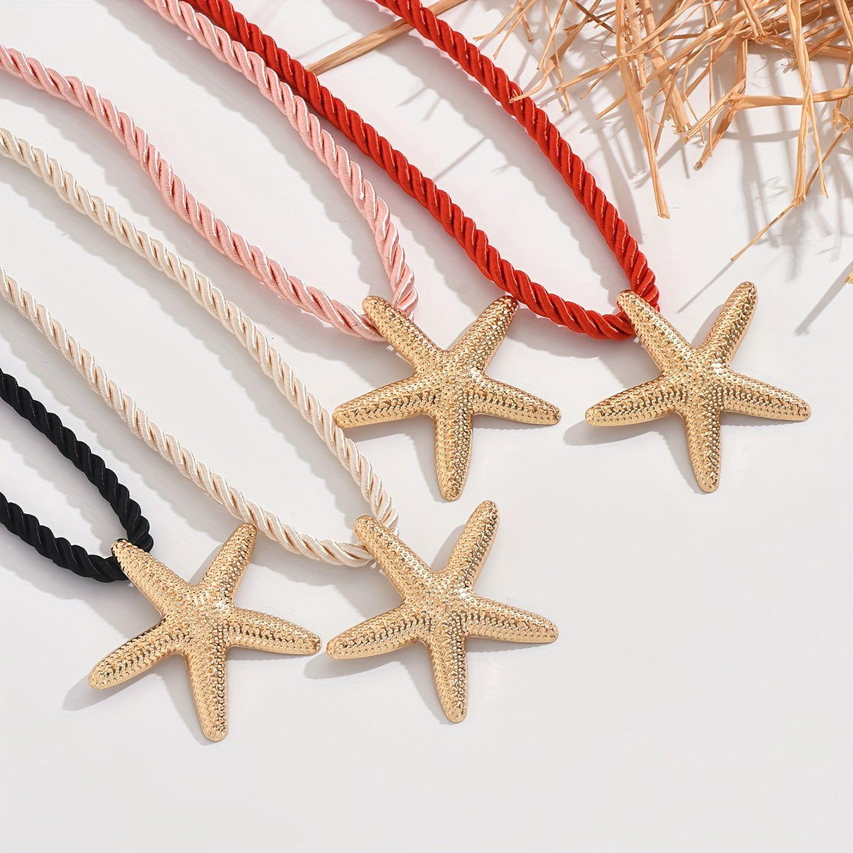 Elegant Starfish Pendant Necklace for Women - Iron Rope Chain, No Plating, Versatile for Daily & Vacation Wear, Beach-Inspired Design, All-Season Accessory